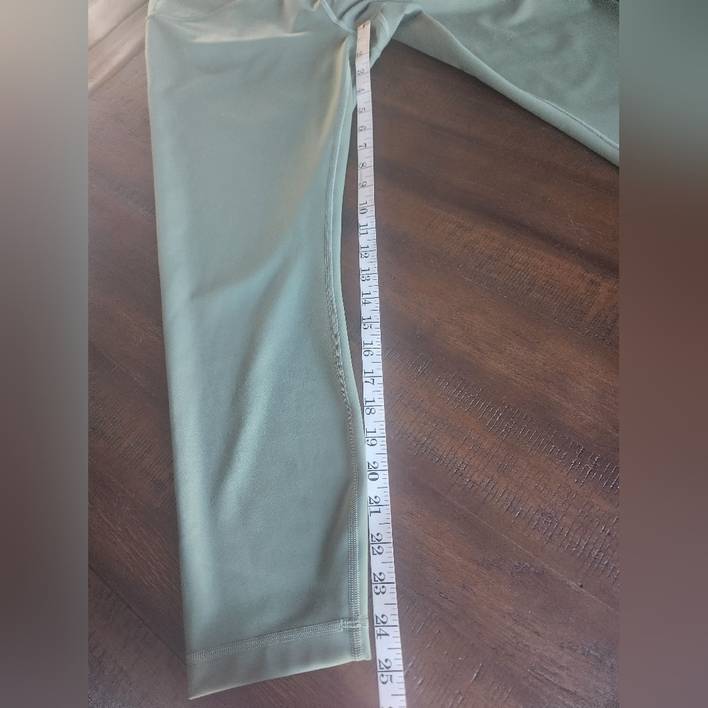 Lululemon Green High-waisted Leggings Sz 14 - Picture 9 of 9